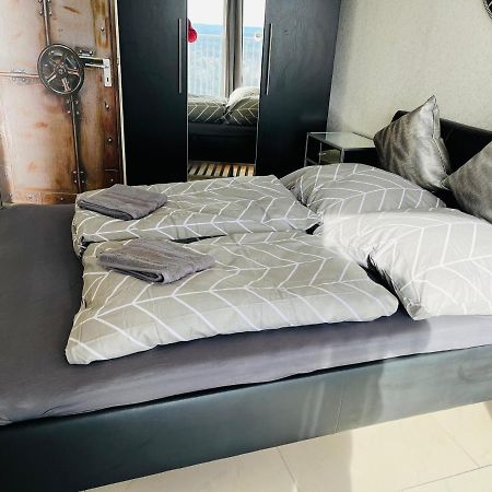Suite-Xxi City View Hotelturm اوغسبورغ المظهر الخارجي الصورة