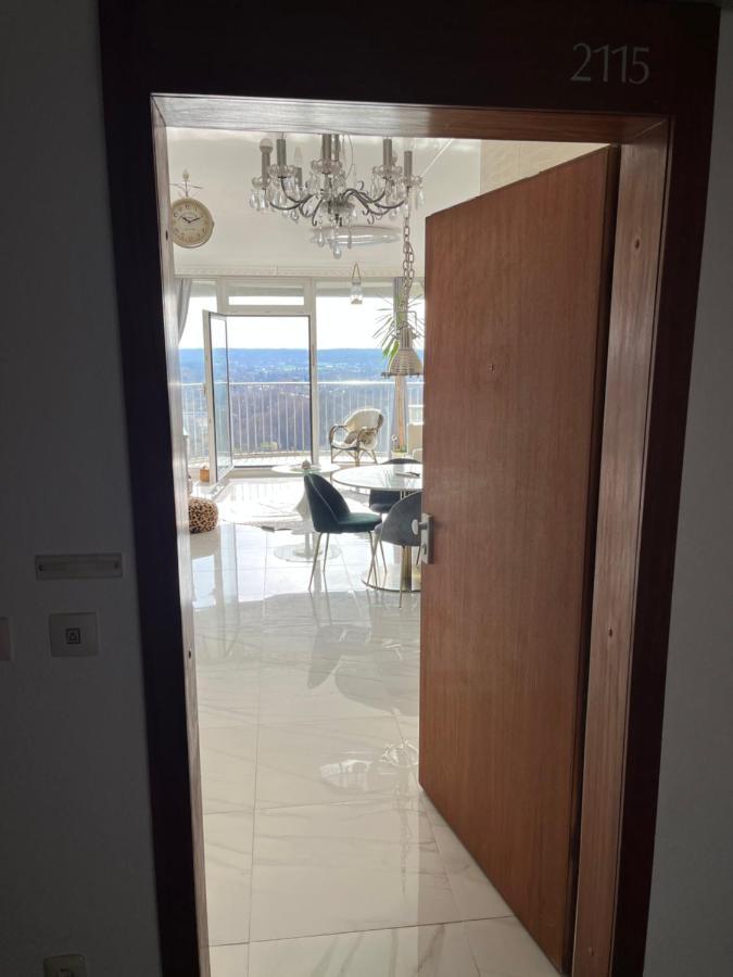 Suite-Xxi City View Hotelturm اوغسبورغ المظهر الخارجي الصورة